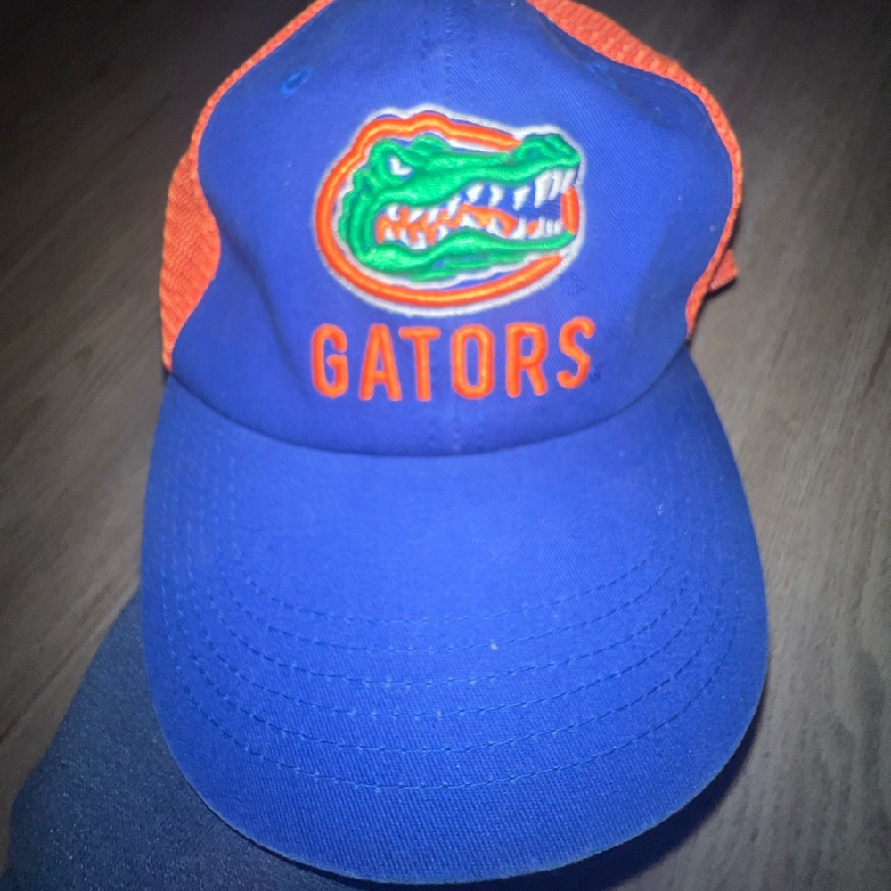 UF (University of Florida) Cap! Never used, Gators sign and in perfect condition